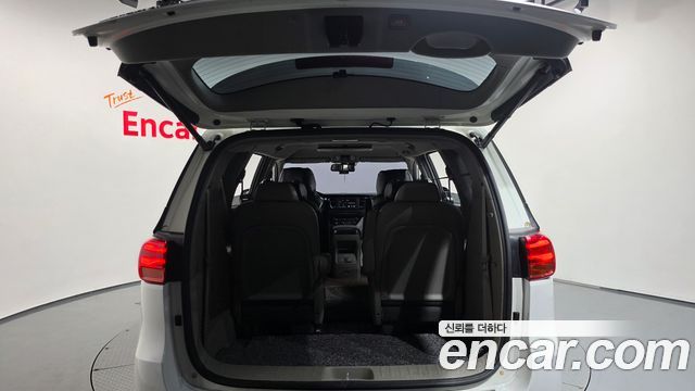 Kia Carnival 9-Seater Noblesse Special 2019 — фото 18