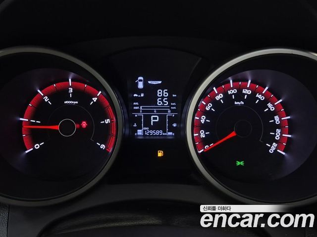 KG Mobility (SsangYong) Tivoli Diesel VX 2WD 2016 — фото 6