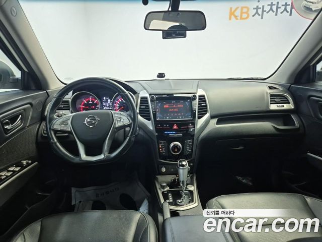KG Mobility (SsangYong) Tivoli Diesel VX 2WD 2016 — фото 8