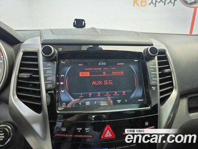 KG Mobility (SsangYong) Tivoli Diesel VX 2WD 2016 — фото 18