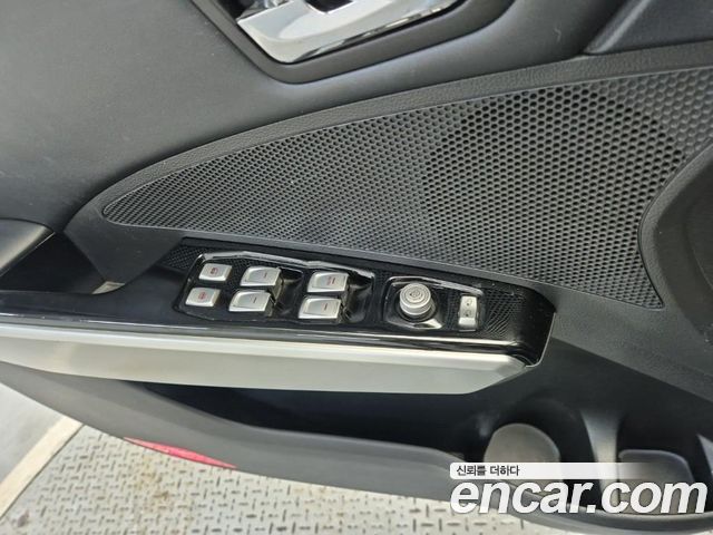 KG Mobility (SsangYong) Tivoli Diesel VX 2WD 2016 — фото 22