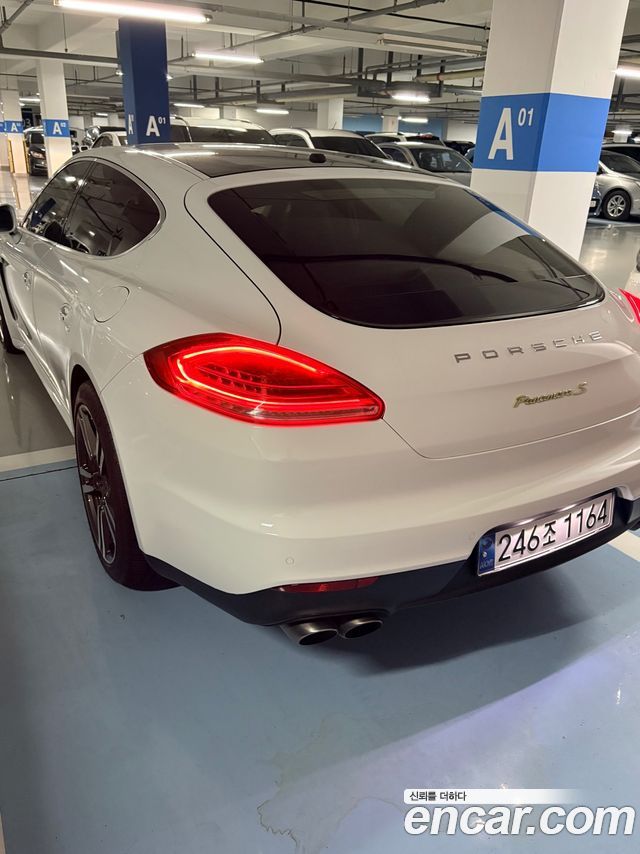 Porsche Panamera 3.0 S E-Hybrid 970 2015 — фото 19