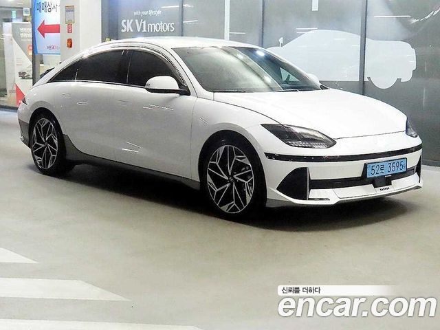 Hyundai Ioniq 6 Long Range AWD Exclusive + 2023 — фото 1