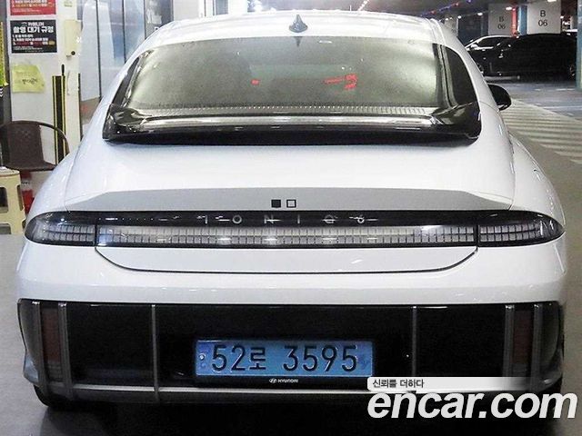 Hyundai Ioniq 6 Long Range AWD Exclusive + 2023 — фото 4