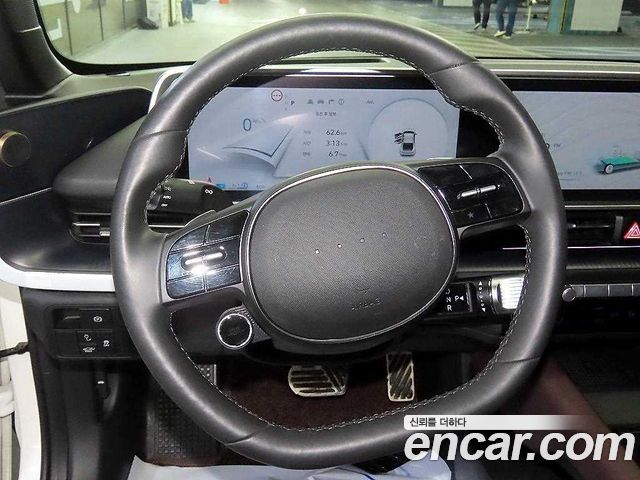 Hyundai Ioniq 6 Long Range AWD Exclusive + 2023 — фото 8