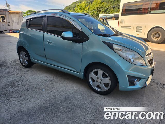 Chevrolet Spark LT Standard