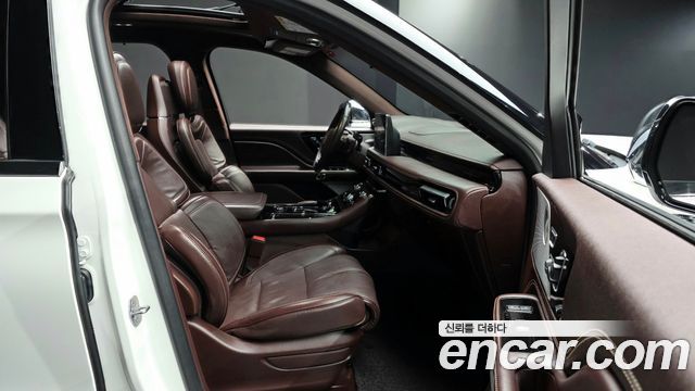 Lincoln Aviator (II) 3.0 Black Label AWD 2021 — фото 10