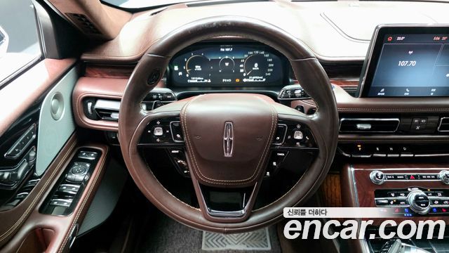 Lincoln Aviator (II) 3.0 Black Label AWD 2021 — фото 13
