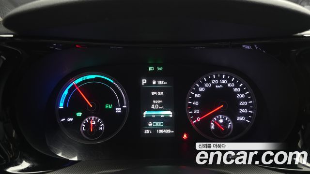 Kia K5 Hybrid (III) Prestige 2023 — фото 8
