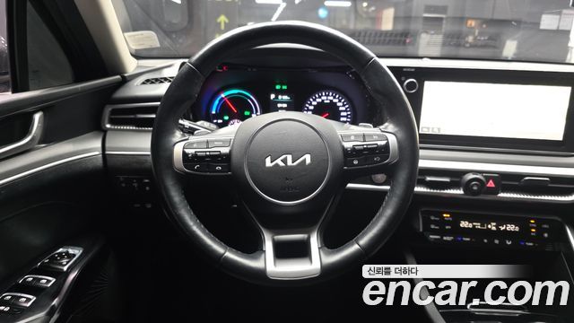 Kia K5 Hybrid (III) Prestige 2023 — фото 13