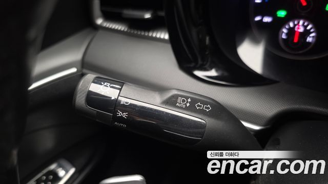 Kia K5 Hybrid (III) Prestige 2023 — фото 18