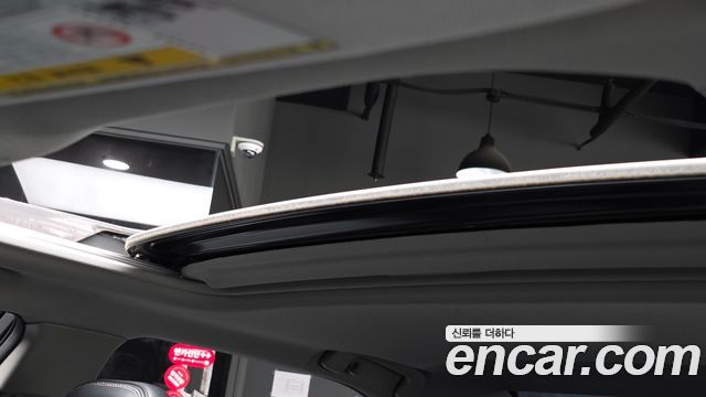 Toyota Camry 2.5 XLE 2016 — фото 19