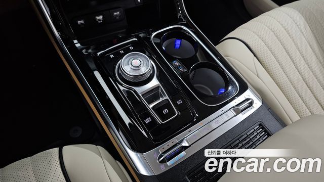 Kia Carnival (IV) Diesel 9-Seater Hi-Limousine(Special Vehicle) 2023 — фото 9