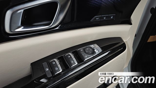 Kia Carnival (IV) Diesel 9-Seater Hi-Limousine(Special Vehicle) 2023 — фото 20
