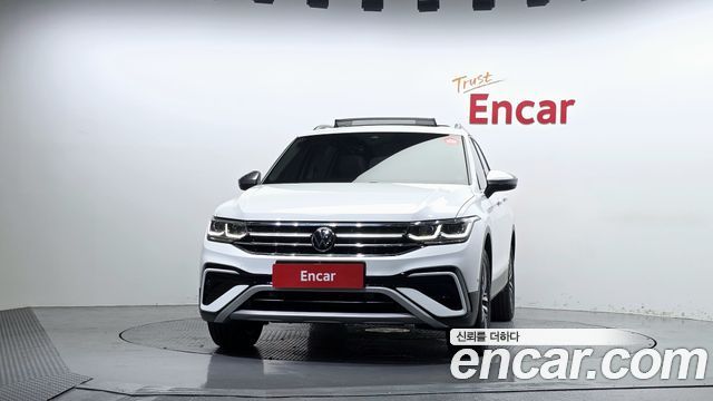 Volkswagen Tiguan Allspace 2.0 TSI Prestige 2023 — фото 3