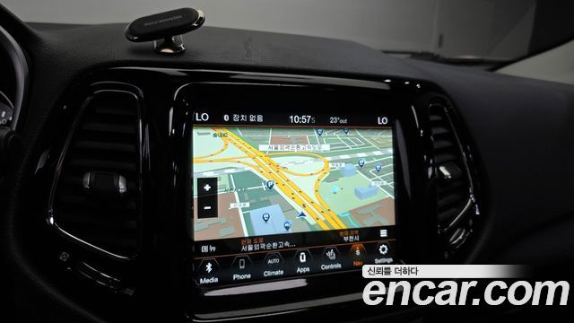 Jeep Compass (II) 2.4 Limitied AWD 2018 — фото 14