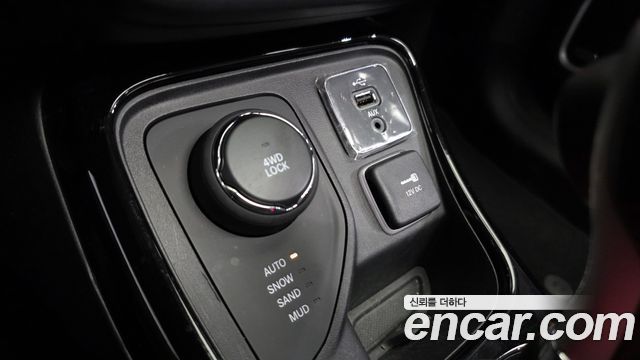 Jeep Compass (II) 2.4 Limitied AWD 2018 — фото 28