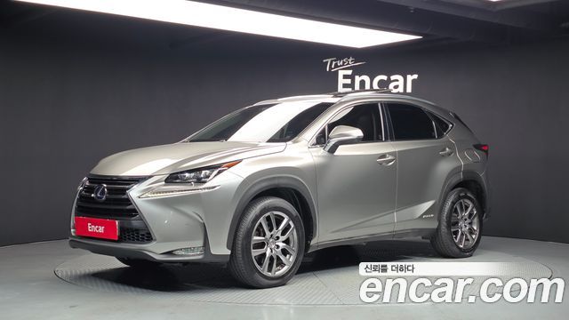 Lexus NX300h Supreme