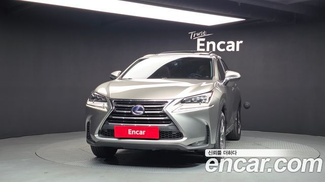 Lexus NX300h Supreme 2017 — фото 3
