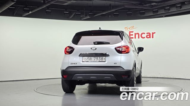 Renault Korea QM3 RE Panoramic Edition 2018 — фото 4