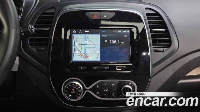 Renault Korea QM3 RE Panoramic Edition 2018 — фото 14