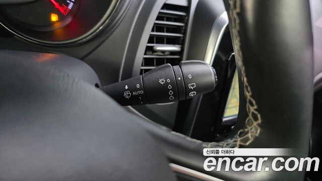 Renault Korea QM3 RE Panoramic Edition 2018 — фото 18