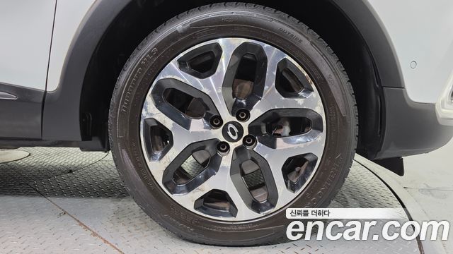 Renault Korea QM3 RE Panoramic Edition 2018 — фото 21