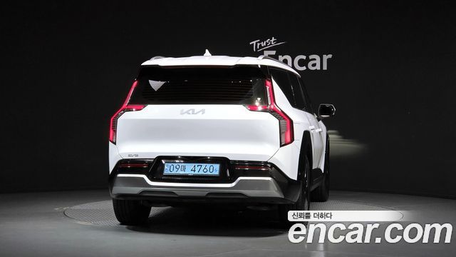 Kia EV9 Long Range 4WD Earth 2024 — фото 4