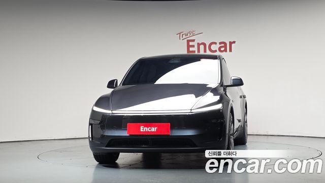 Tesla Model Y RWD 2025 — фото 3