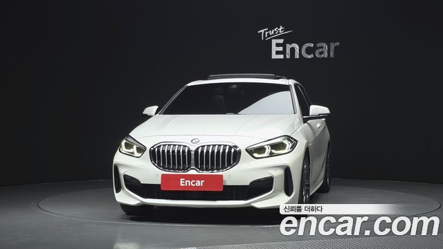 BMW 1 Series (F40) 120i M Sports 2024 — фото 3