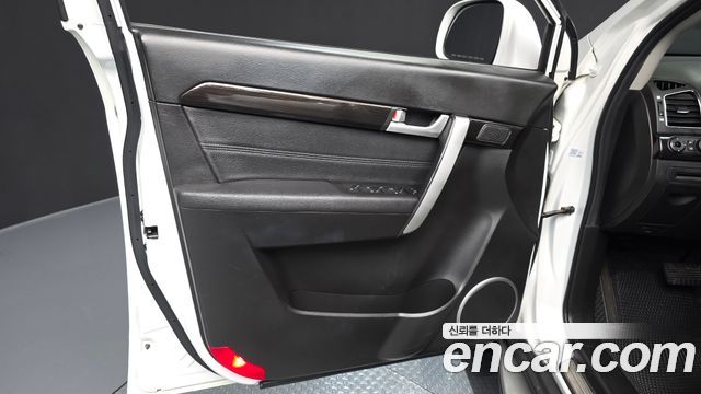 Chevrolet Captiva 4WD LTZ 2014 — фото 30