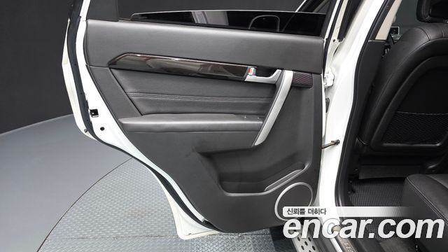 Chevrolet Captiva 4WD LTZ 2014 — фото 31