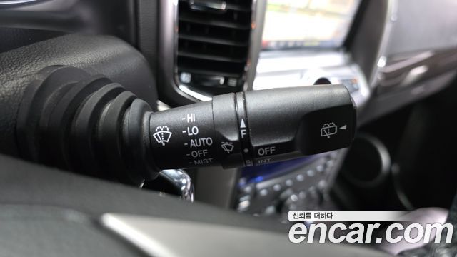 Chevrolet Captiva 4WD LTZ 2014 — фото 35