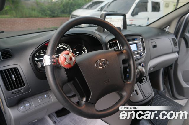 Hyundai Grand Starex Van 3-Seater Style 2021 — фото 20