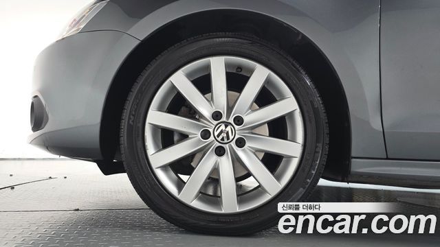 Volkswagen Jetta 2.0 TDI 6th 2013 — фото 5
