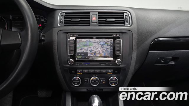 Volkswagen Jetta 2.0 TDI 6th 2013 — фото 14