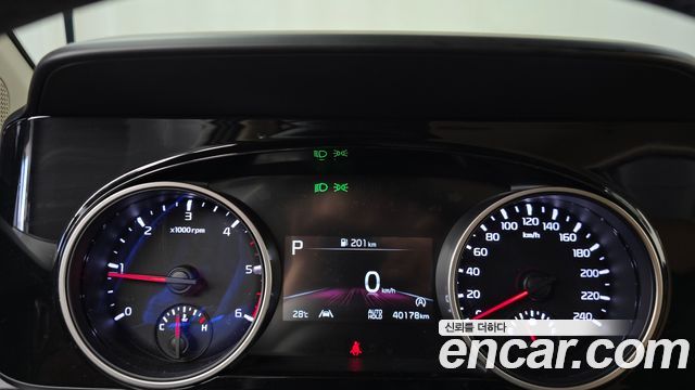 Kia Carnival (IV) Diesel 9-Seater Prestige 2022 — фото 8