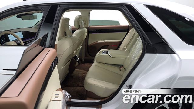 Hyundai Grandeur Hybrid (GN7) Calligraphy 2023 — фото 12