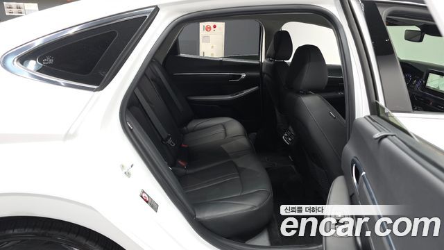 Hyundai Sonata (DN8) 2.0 Premium Plus 2022 — фото 12