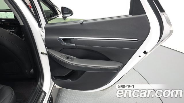 Hyundai Sonata (DN8) 2.0 Premium Plus 2022 — фото 25