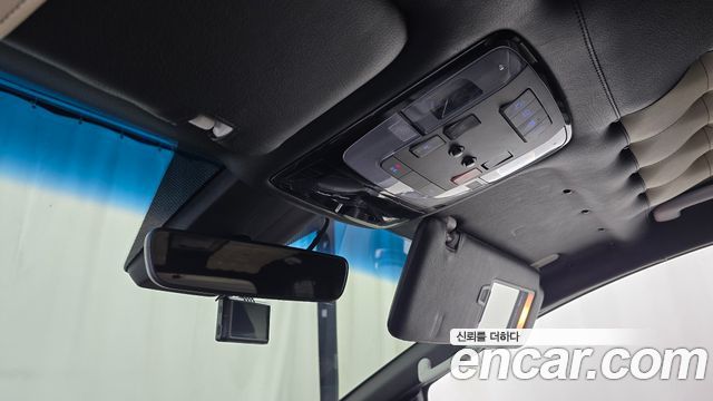 Hyundai Staria L3.5 Lounge 9-Seater Mobility 2022 — фото 17
