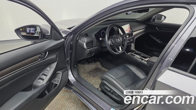 Honda Accord (X) 2.0 Hybrid EX-L 2018 — фото 10