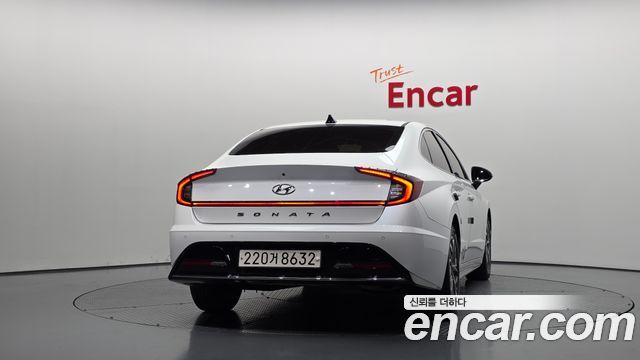 Hyundai Sonata (DN8) 2.0 Premium Plus 2022 — фото 4
