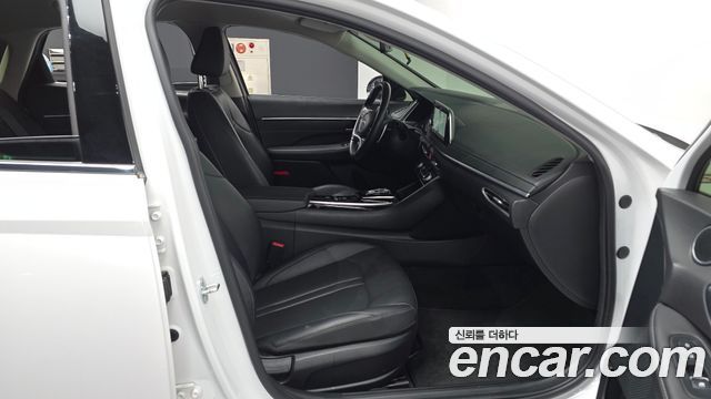 Hyundai Sonata (DN8) 2.0 Premium Plus 2022 — фото 11
