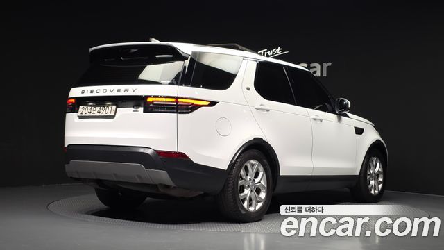 Land Rover Discovery 5 3.0 SD6 SE 2019 — фото 2