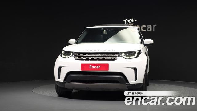 Land Rover Discovery 5 3.0 SD6 SE 2019 — фото 3