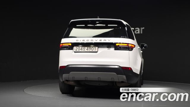 Land Rover Discovery 5 3.0 SD6 SE 2019 — фото 4