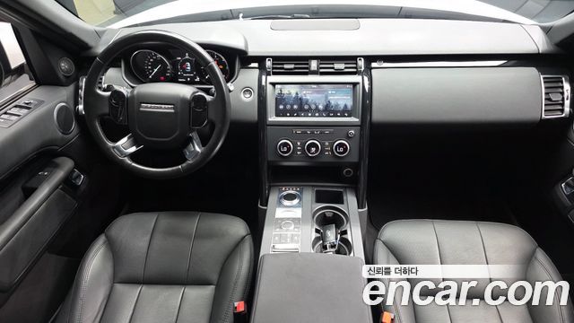 Land Rover Discovery 5 3.0 SD6 SE 2019 — фото 7