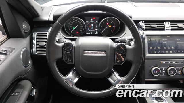 Land Rover Discovery 5 3.0 SD6 SE 2019 — фото 13