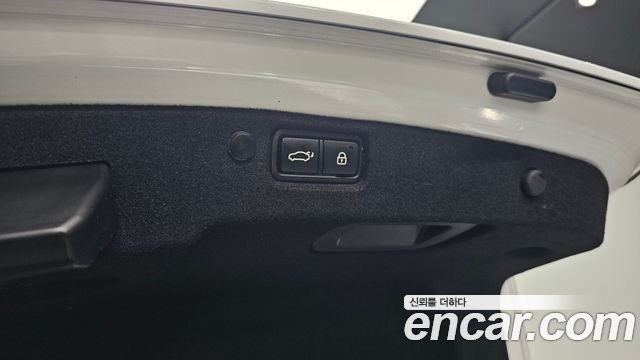 Kia K7 Hybrid Noblesse 2019 — фото 20